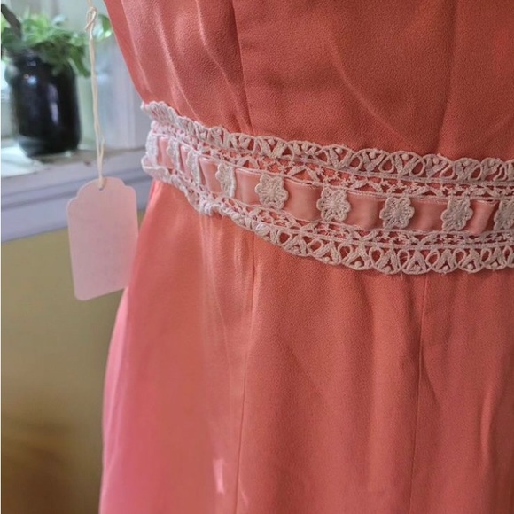 🥳Host Pick🥳 Vintage 1970s Retro Jumpsuit. Handmade, adorable, flowing.US6. - Picture 4 of 4